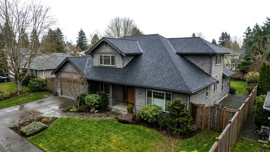 When to Stop Patching: Evaluating Roof Repair vs. Replacement in WA